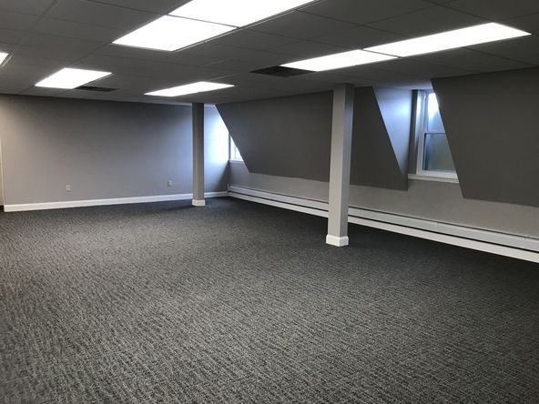 Brantwyn Building: 270 Presidential Drive, Wilmington, DE 19807